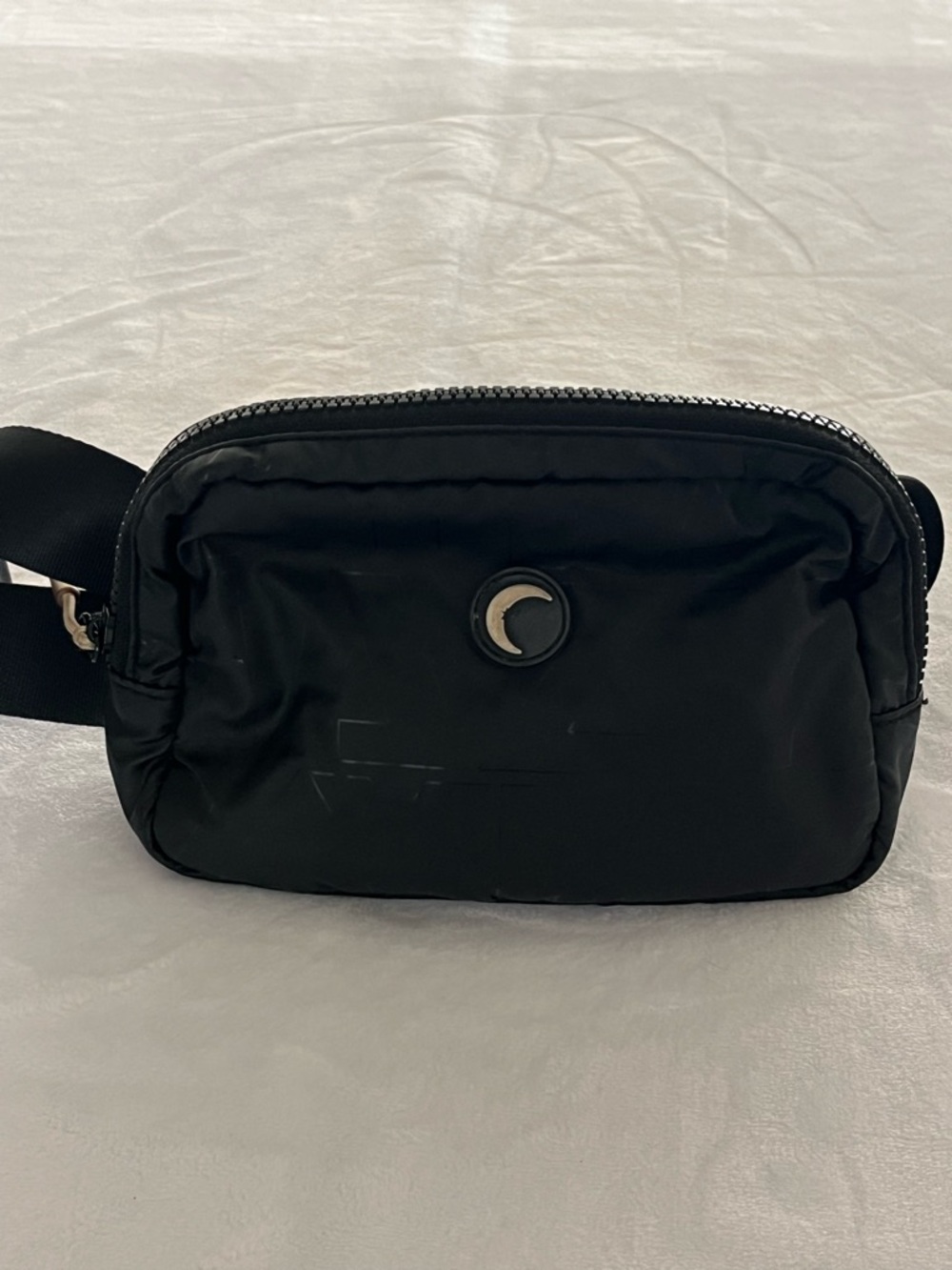 ZYIA Crossbody Bag